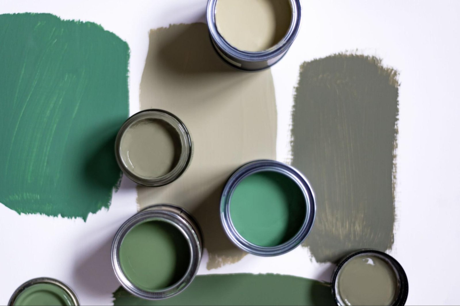 Emulsion paint applied on a wall